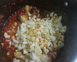 A picture of step 2 of Carrot cauliflower potato vegetable.
