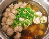 Hình bước làm 4 của món Canh Bí Đỏ Thịt Viên Cho Bé