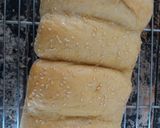 Foto langkah ke 3 dari resep Roti Sobek.