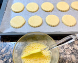 Foto del paso 8 de la receta: Mantecadas de coco