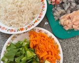 Gambar langkah 1 resipi Nasi Goreng Ayam (R375).