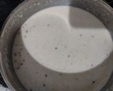 A picture of step 4 of Rava dosa.