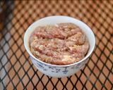 รูปขั้นตอนการทำที่ 9 ของ หมูสับทอดกระเทียมพริกไทย หรือ หมูก้อนทอด กินกับซอส อร่อยสุดๆ😋