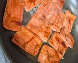 A picture of step 2 of Spam Musubi.