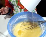 Foto del paso 2 de la receta: Magdalenas de naranja 🍊 ♡