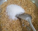 A picture of step 2 of Sweet Vermicelli with Toasted Nuts.
