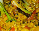Foto del paso 10 de la receta: Arroz Maty, con alcachofas confitadas, ajos tiernos, gambas langostineras y sepia