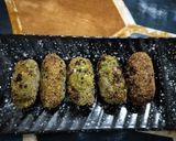 A picture of step 3 of Aloo palak paneer cutlets.