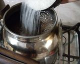 A picture of step 2 of Cinnamon Tea.
