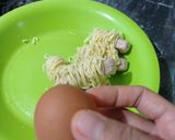 Foto langkah ke 3 dari resep Sosis Gulung Mie.