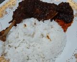 Foto langkah ke 7 dari resep Bebek goreng bumbu hitam khas madura.