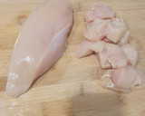 Foto del paso 1 de la receta: Pollo rebozado con Corn Flakes