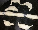 Foto del paso 2 de la receta: Factura y cañoncito con tapa de pascualina