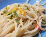 Foto del passaggio 2 della ricetta Aglio olio e peperoncino