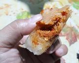 Gambar langkah 5 resipi Pulut sambal panggang.