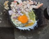 Foto langkah ke 4 dari resep 469 - Kwetiaw Goreng Seafood ala Solaria (4-CPApron2026).