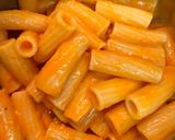 Foto del paso 5 de la receta: Rigatoni con salsa de calabaza y ricota