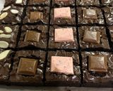 Foto langkah ke 7 dari resep Shiny Brownies Cadbury Choc.