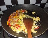 Foto langkah ke 3 dari resep Nasi Goreng Bakso simpel.