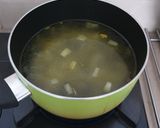 Foto langkah ke 3 dari resep Sup Ayam Makaroni.