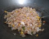 Foto langkah ke 4 dari resep Nasi Goreng Hongkong.