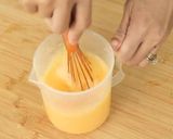 Foto langkah ke 1 dari resep Brokoli Saus Tiram Tim Telur Devina Hermawan.