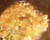 A picture of step 2 of Chicken Curry.