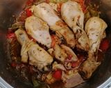 Foto del paso 2 de la receta 339. Cazuela de muslos de pollo con pimientos y Romero