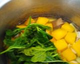 Gambar langkah 6 resipi Masak Lemak Kuning Labu + Daun Mulberi (MENU RAHMAH).