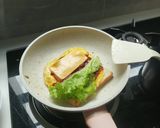 Foto langkah ke 3 dari resep C.O.F.I Toast.