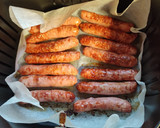 Foto del paso 2 de la receta: Salchichas frescas de pollo en freidora de aire con puré de patatas