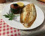 Foto del paso 8 de la receta: Lenguado a la plancha con guarnición de tomate espinacas y aderezo de VIDALIM