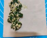 A picture of step 4 of Paneer and spinach pockets.