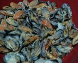Foto langkah ke 1 dari resep Gulai Kerang.