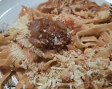 Foto del paso 8 de la receta: Fideos con albóndigas (La Dama y el Vagabundo)