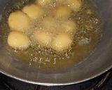 દમ આલુ (Dum Aloo Recipe In Gujarati) રેસીપી સ્ટેપ2ફોટો