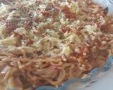 A picture of step 9 of Indo Chinese noodles.