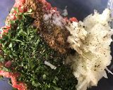 A picture of step 1 of Daoud basha (Lebanese meatballs).