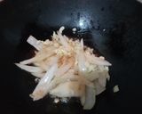 Foto langkah ke 2 dari resep Kaki Sapi Lada Hitam.