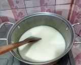 Foto langkah ke 3 dari resep Es lilin strawberry lembut.