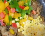 صورة لخطوة 4 من وصفة دجاج بالمشروم والكريمة 🍲
