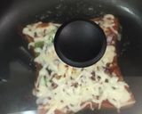 A picture of step 5 of Bread pizza.