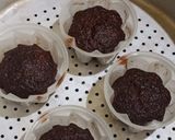 Foto langkah ke 4 dari resep Brownies Pisang Kukus.