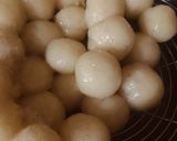 Foto langkah ke 6 dari resep Cilok Saus Kacang.