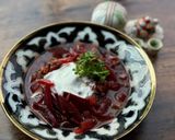 A picture of step 6 of Beets and Beef Soup.