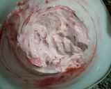Une image de l'étape 3 de Charlotte au fraise.