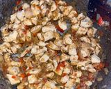 Foto del paso 1 de la receta: Pollo a la crema con arroz y papas al horno