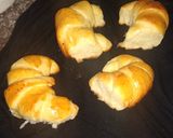Foto del paso 8 de la receta: Medialunas de manteca 💜
