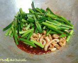 Hình bước làm 11 của món Ngồng tỏi xào tôm khô 마늘쫑 새우볶음
