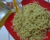 Foto langkah ke 1 dari resep Mie goreng saos bolognise.